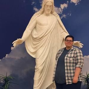 Meet your Posher, Caitlyn